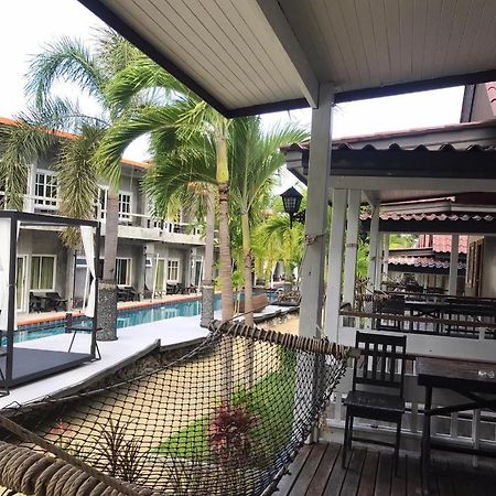 Haad Yao Bungalows Exterior photo